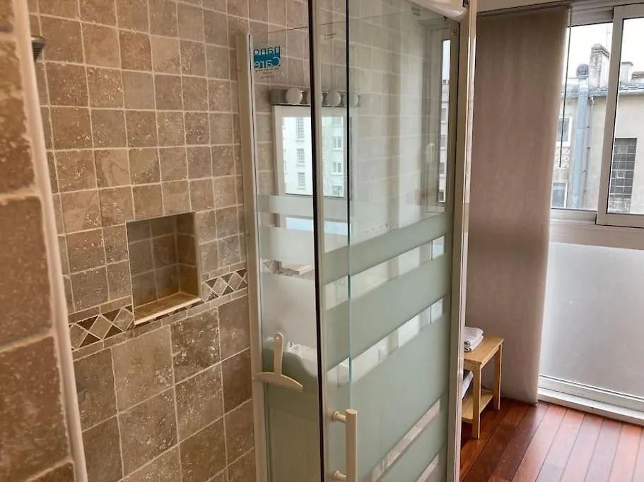 Apartment Appartement Spacieux Hyper Centre Secteur Liberte Brest